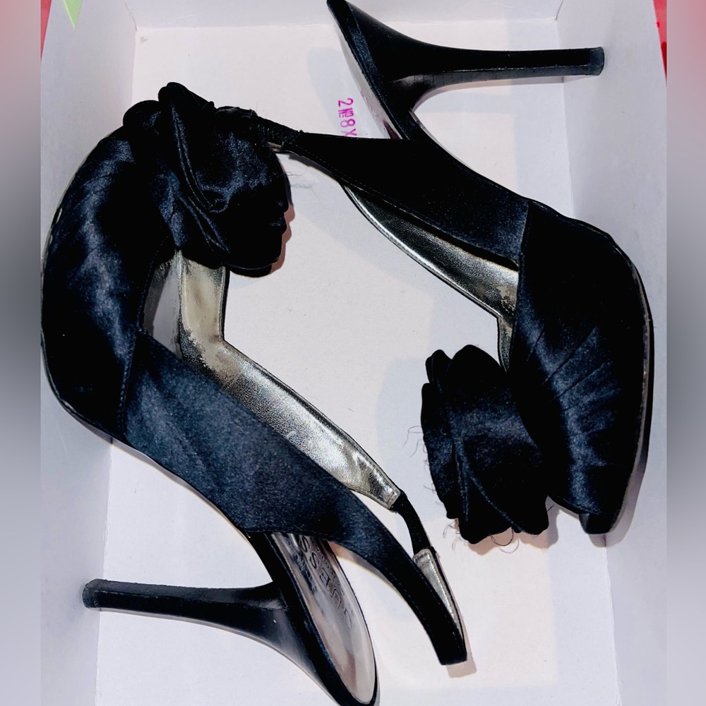 Guess Satin Heels